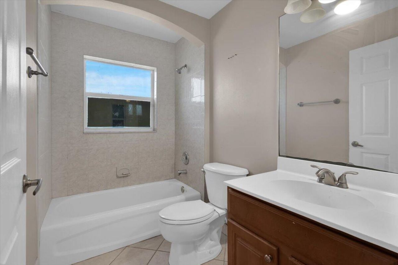 1250 SW Patricia Avenue, Port Saint Lucie, FL 34953 Photo