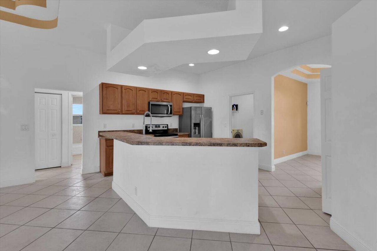 1250 SW Patricia Avenue, Port Saint Lucie, FL 34953 Photo