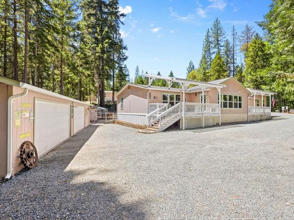 4300 Pleasant Creek Road, Rogue River, OR 97537