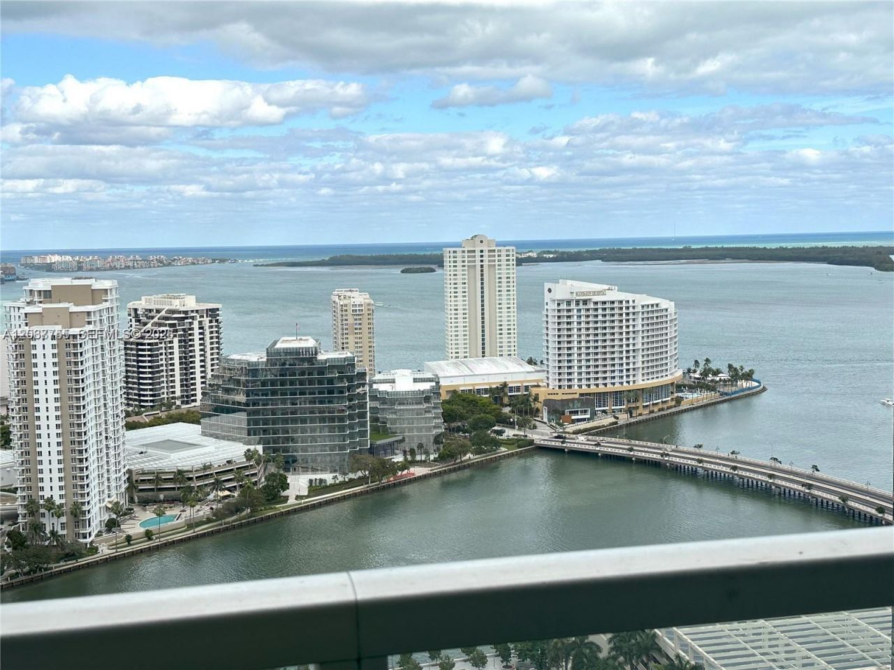 500 Brickell Ave , Unit 3302, Miami, FL 33131 Photo