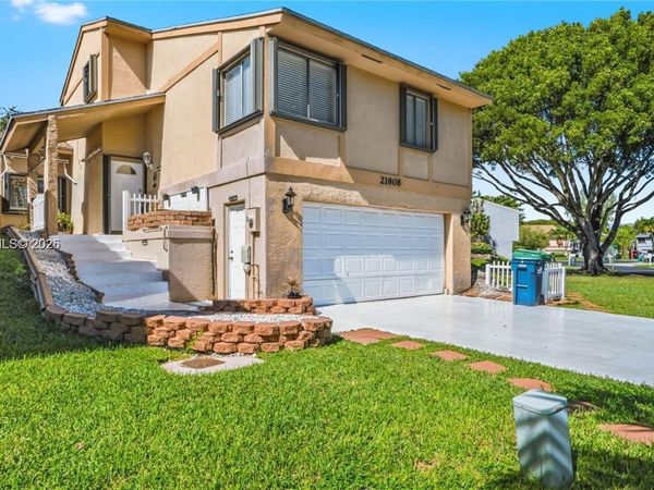 21808 SW 99th Ave , Cutler Bay, FL 33190