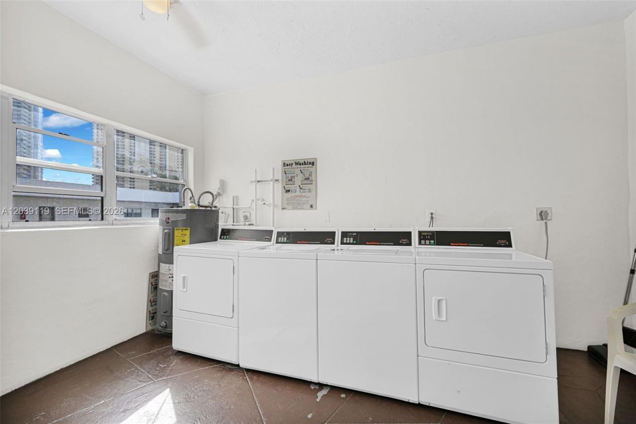 201 178th Dr, Unit 537, Sunny Isles Beach, FL 33160 Photo