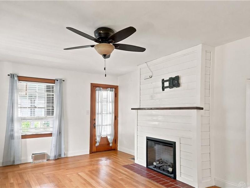 523 W Market Street, Germantown, OH 45327 Photo 4
