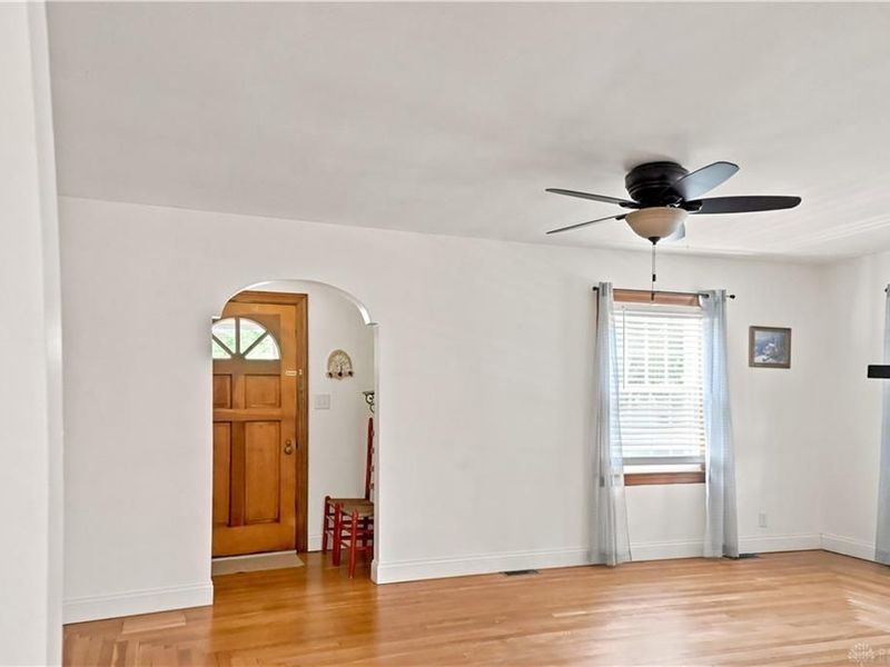 523 W Market Street, Germantown, OH 45327 Photo 5