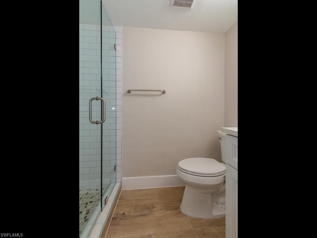 29 High Point Cir E, Unit 307, Naples, FL 34103 Photo