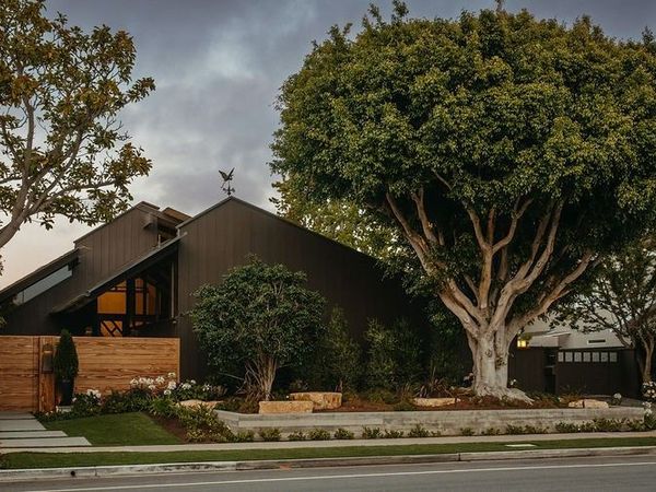 1534 Santiago, Newport Beach, CA 92660
