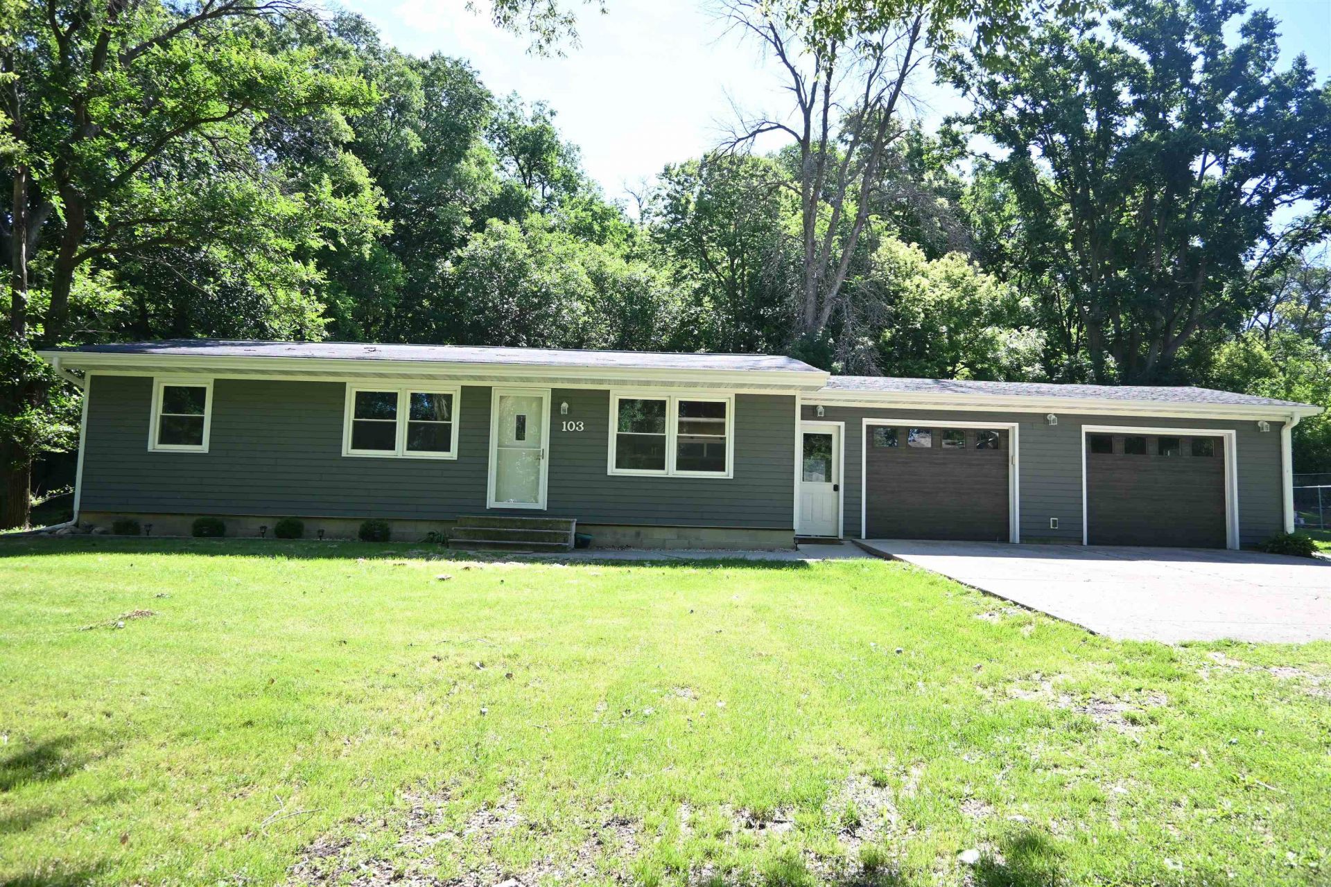103 Walnut Street , Sioux Rapids, IA 50585 Main Photo