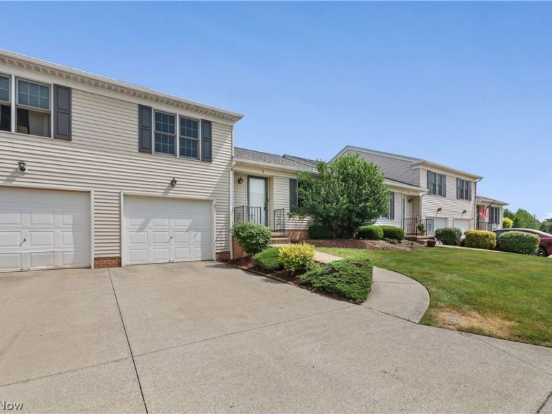 650 Sturbridge Drive, Unit 3, Medina, OH 44256 Photo 4
