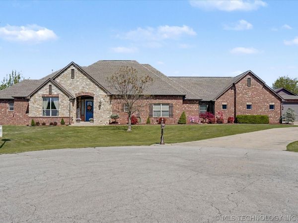 8778 S 234th East Avenue, Broken Arrow, OK 74014