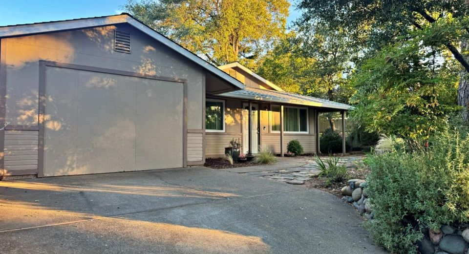 665 Cappella Dr, Diamond Springs, CA 95619 Photo