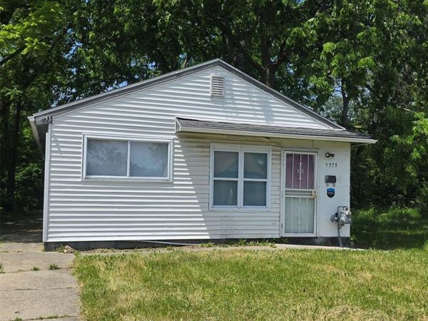 9979 Montrose Street, Detroit, MI 48227