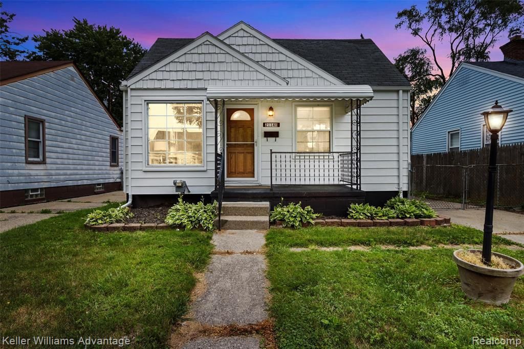 21140 Eastwood Boulevard, Warren, MI 48089 Main Photo