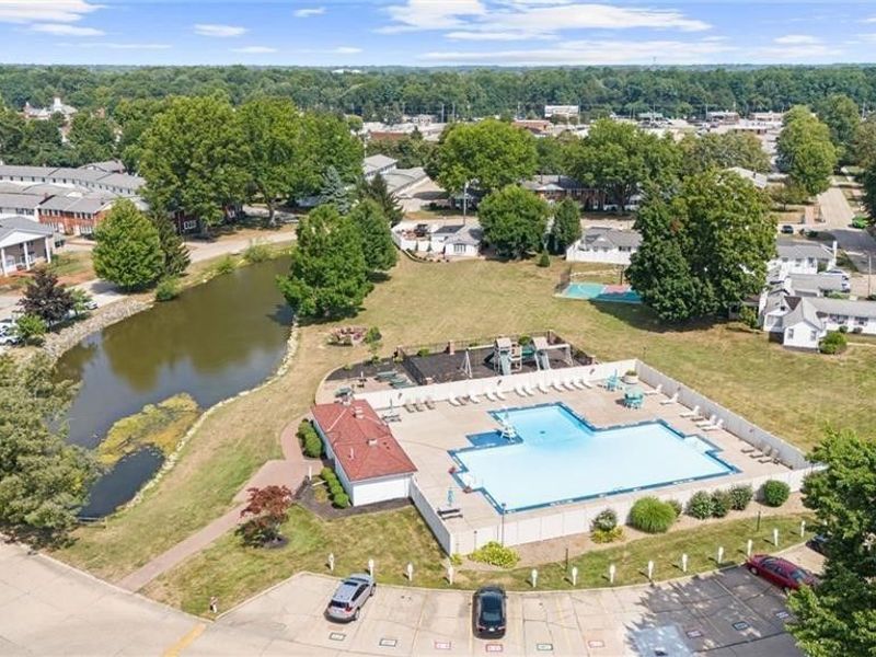 4 Meadowlawn, Unit 4, Mentor, OH 44060 Photo 13