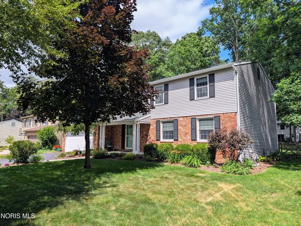 4552 Sheringham Lane, Sylvania, OH 43560