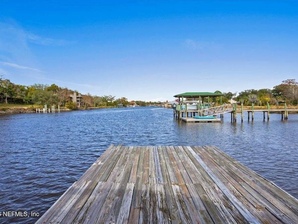 502 BAY RIDGE Road, Jacksonville, FL 32216