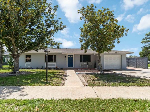 1624 BLOOMFIELD AVENUE , DELTONA, FL 32725