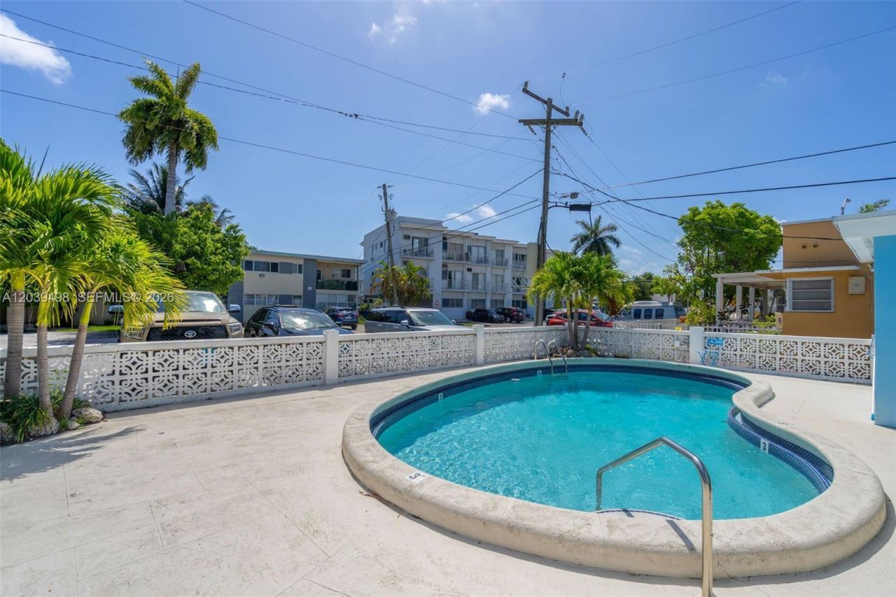 2120 Biarritz Dr , Miami Beach, FL 33141 Photo
