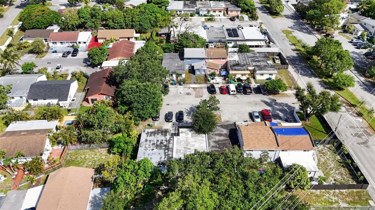 3856 NW 207 St Rd, Miami Gardens, FL 33055 Photo