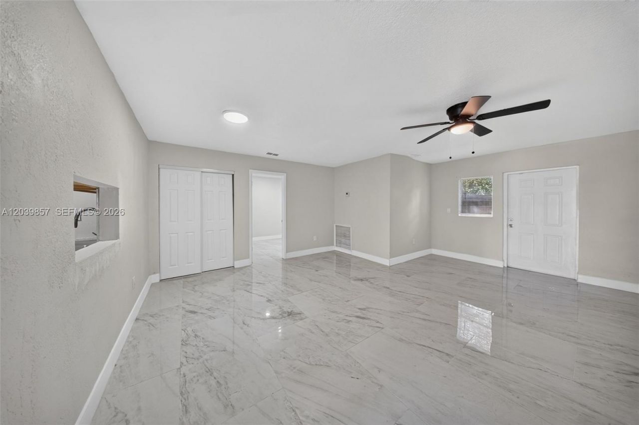 3856 NW 207 St Rd, Miami Gardens, FL 33055 Photo