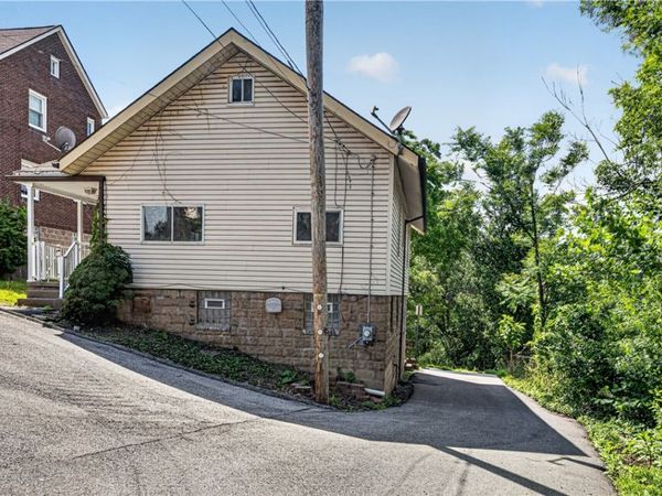2807 Fayette St, Mckeesport, PA 15132