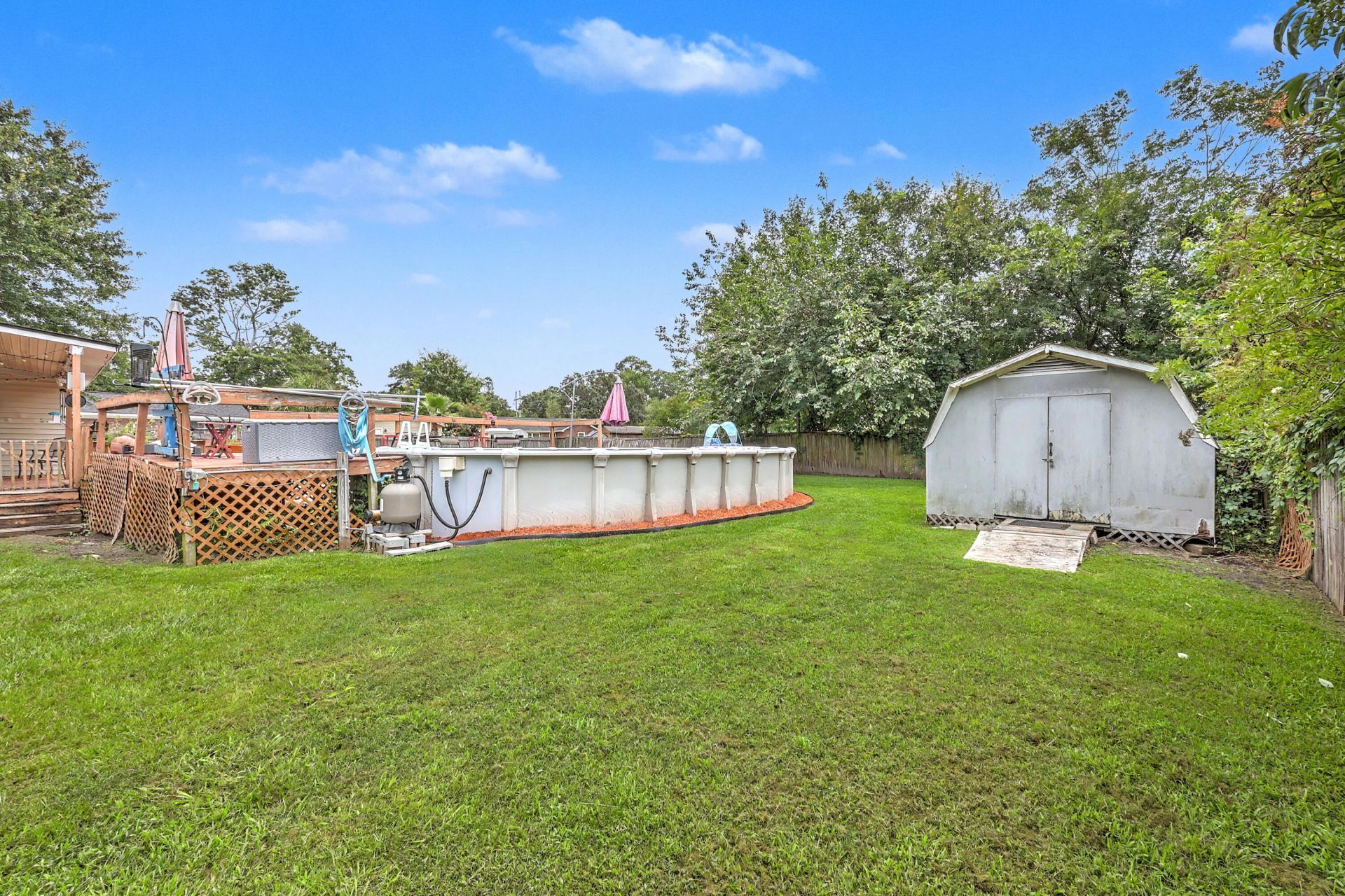 205 Janice Street Photo 31