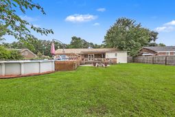 205 Janice Street photo 4