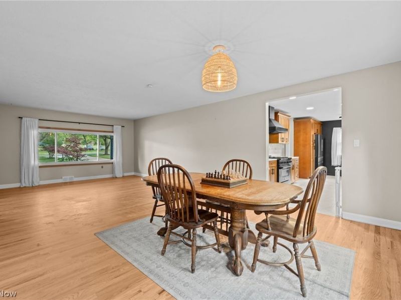 9466 Avery Road , Broadview Heights, OH 44147 Photo 11