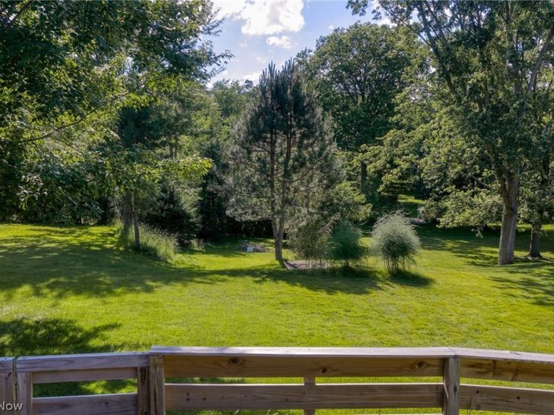 9466 Avery Road , Broadview Heights, OH 44147 Photo 21