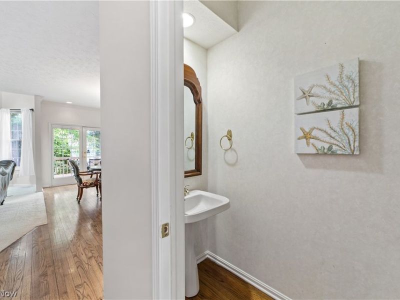2794 Forest Lake Drive, Westlake, OH 44145 Photo 12