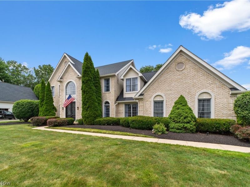 2794 Forest Lake Drive, Westlake, OH 44145 Photo 2