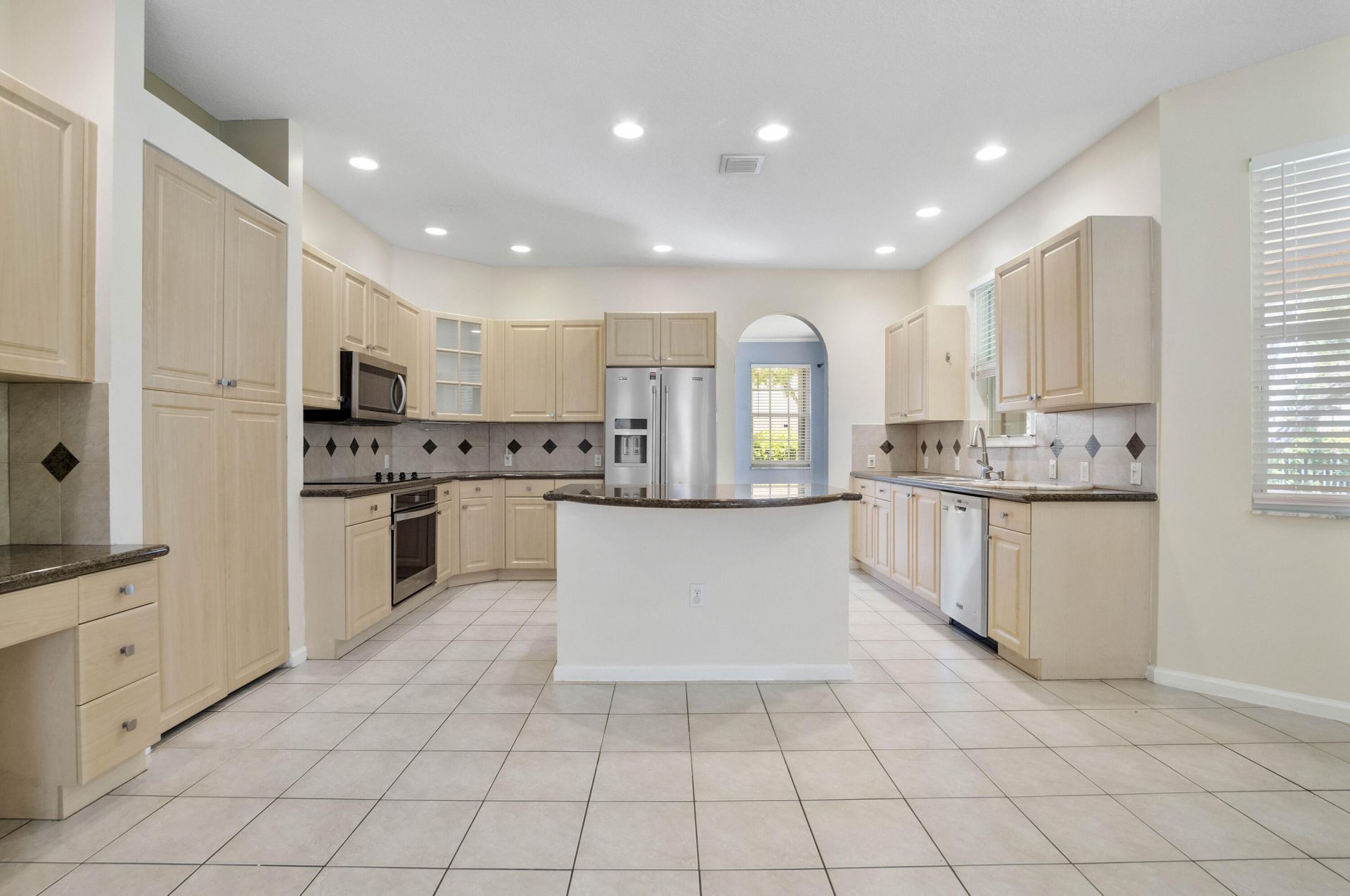 6370 Stonehurst Circle, Lake Worth, FL 33467 Photo