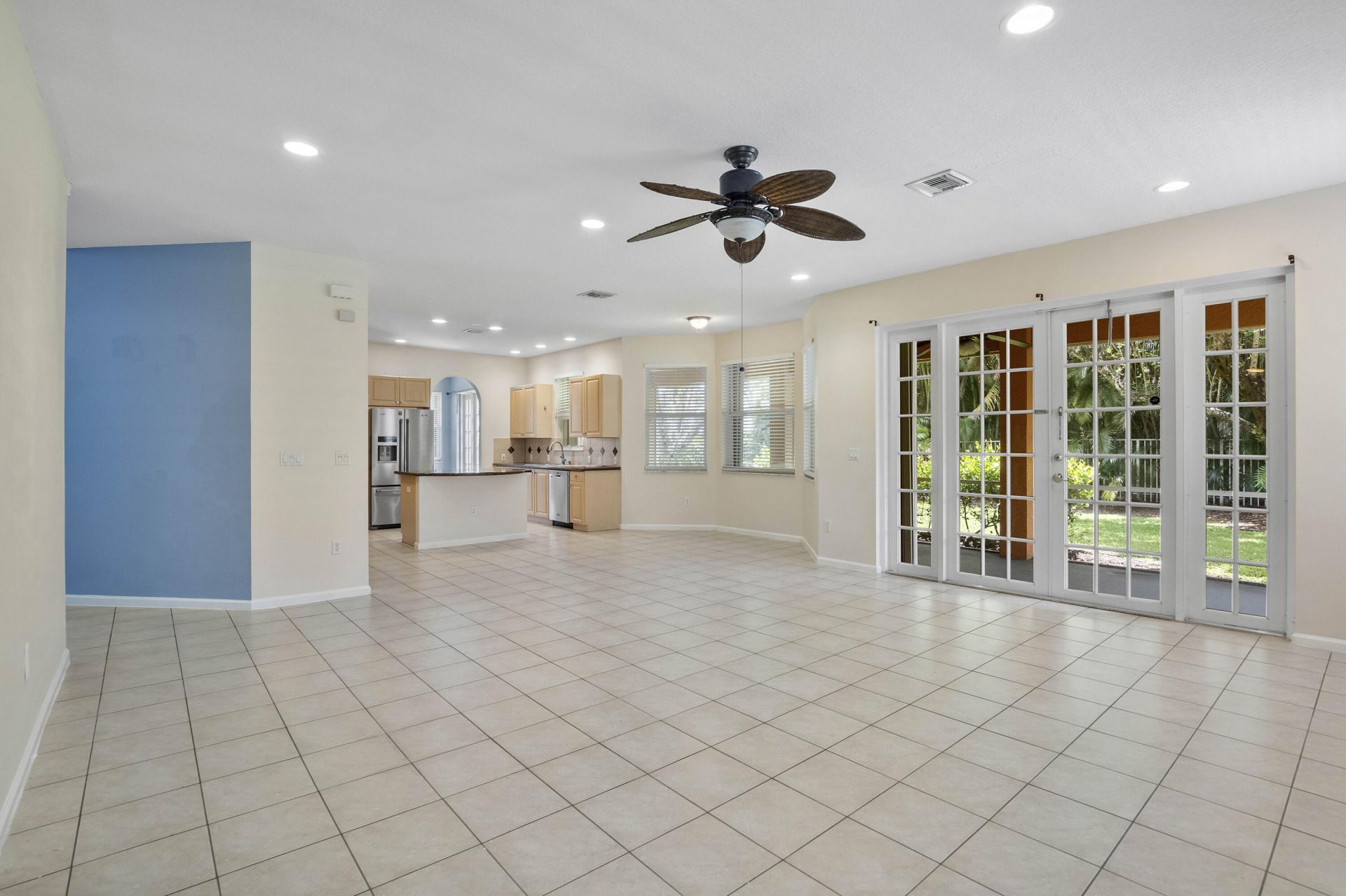 6370 Stonehurst Circle, Lake Worth, FL 33467 Photo