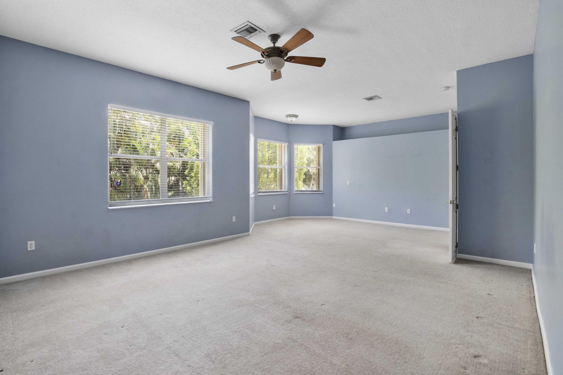 6370 Stonehurst Circle, Lake Worth, FL 33467 Photo