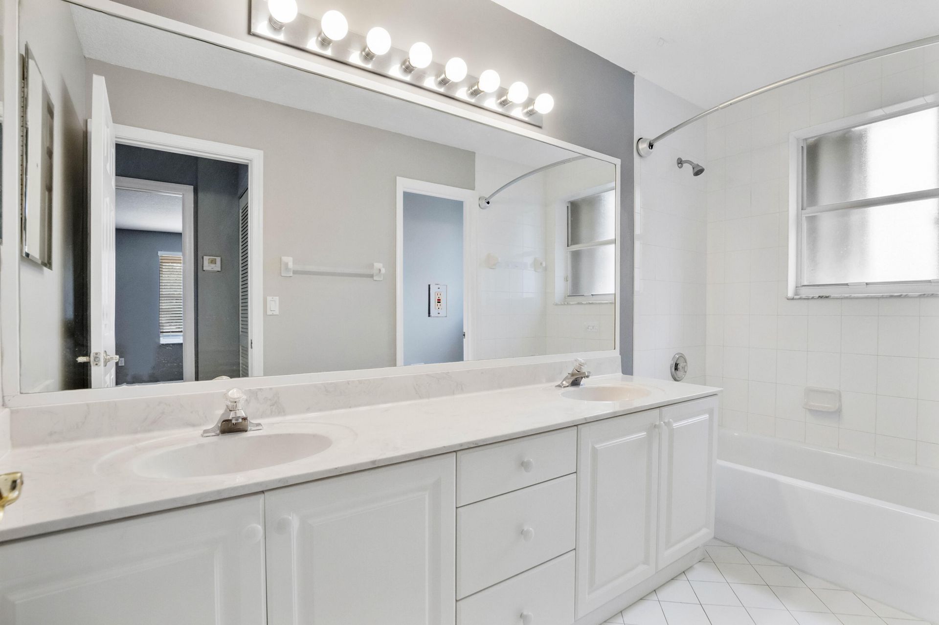 6370 Stonehurst Circle, Lake Worth, FL 33467 Photo