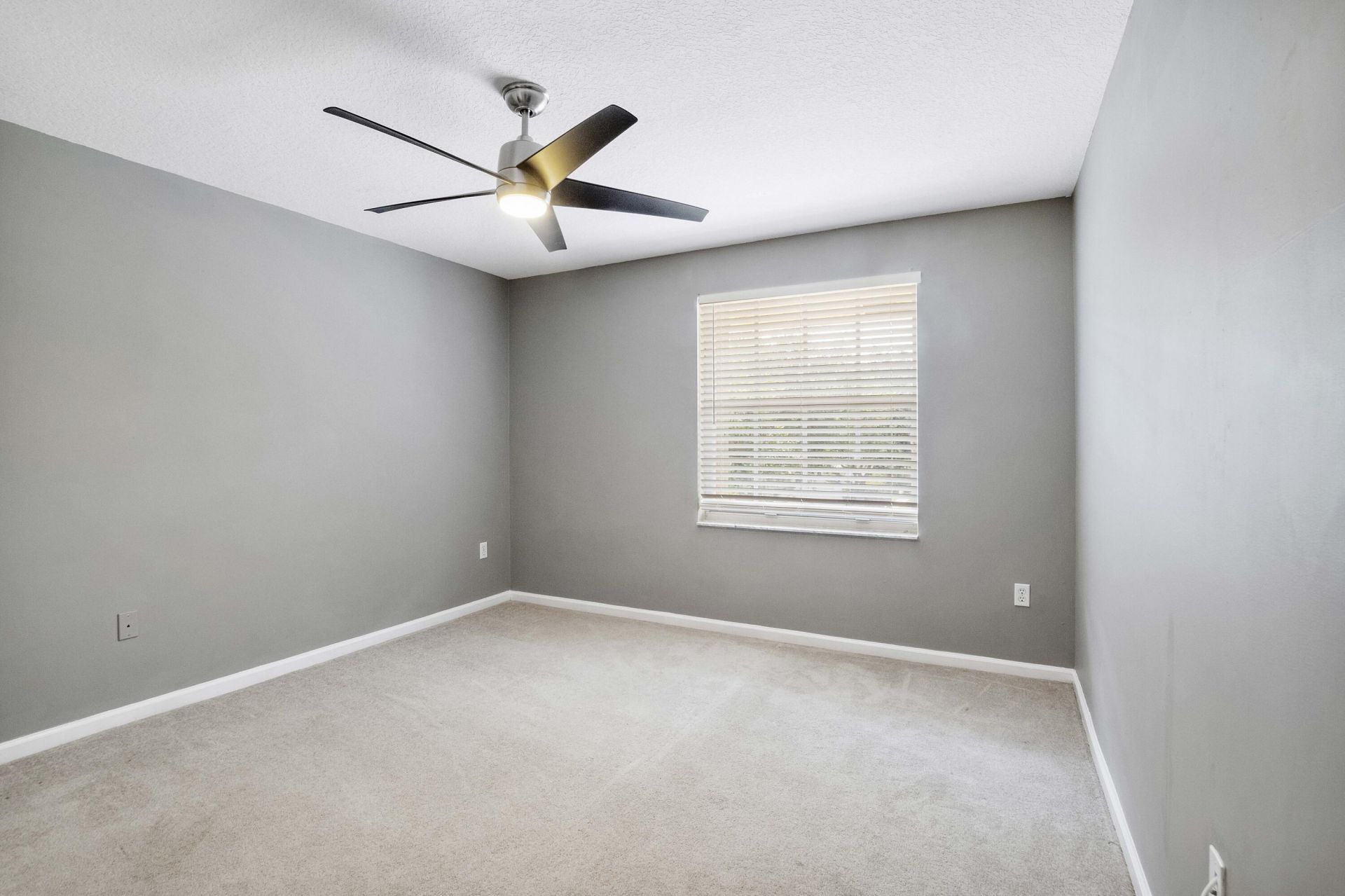 6370 Stonehurst Circle, Lake Worth, FL 33467 Photo