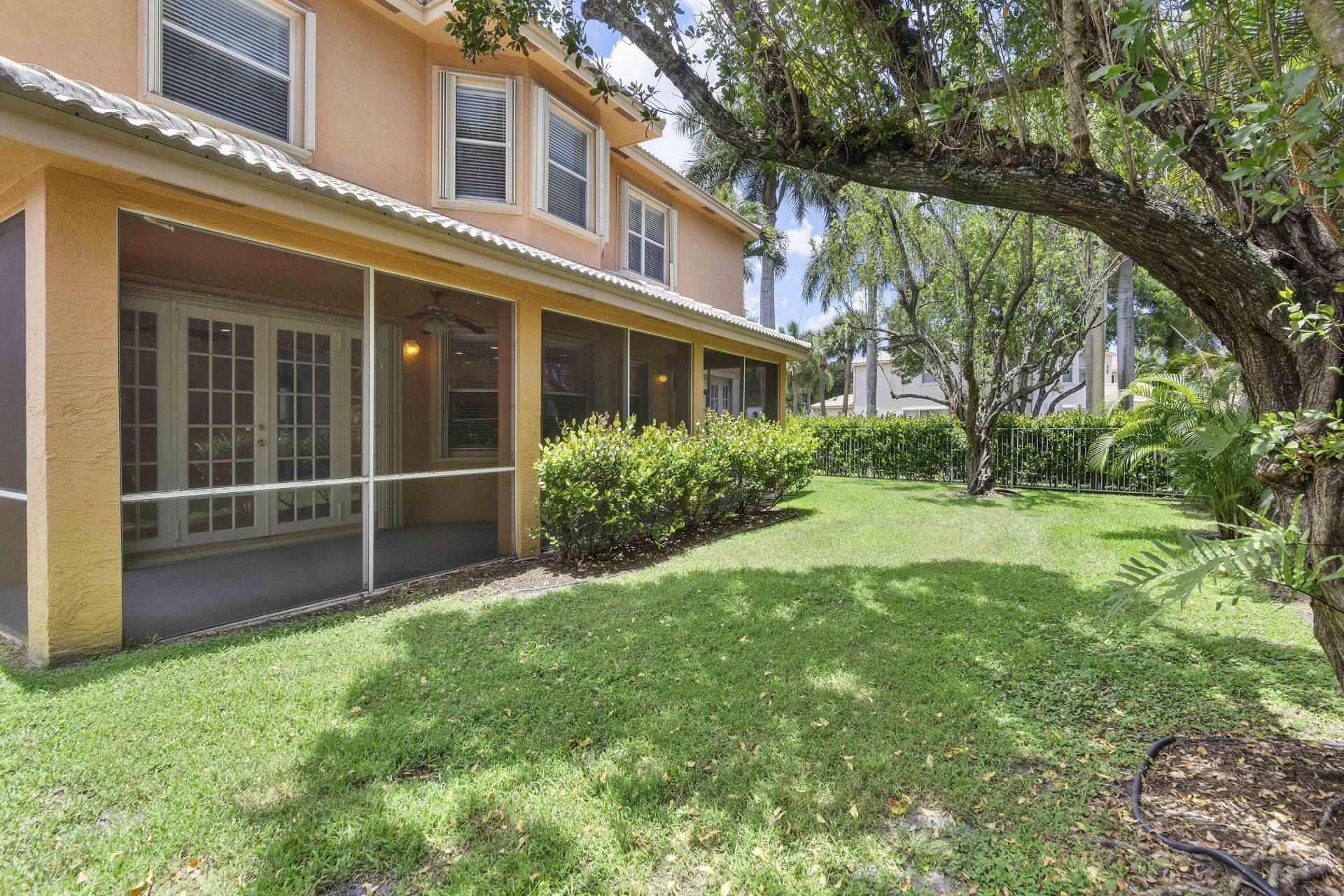 6370 Stonehurst Circle, Lake Worth, FL 33467 Photo