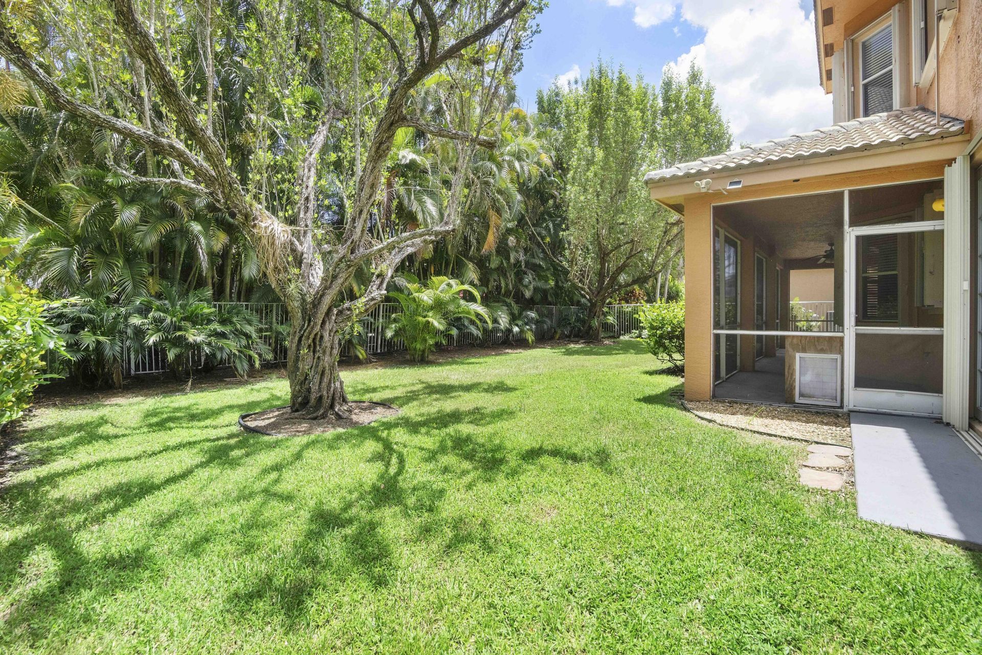 6370 Stonehurst Circle, Lake Worth, FL 33467 Photo