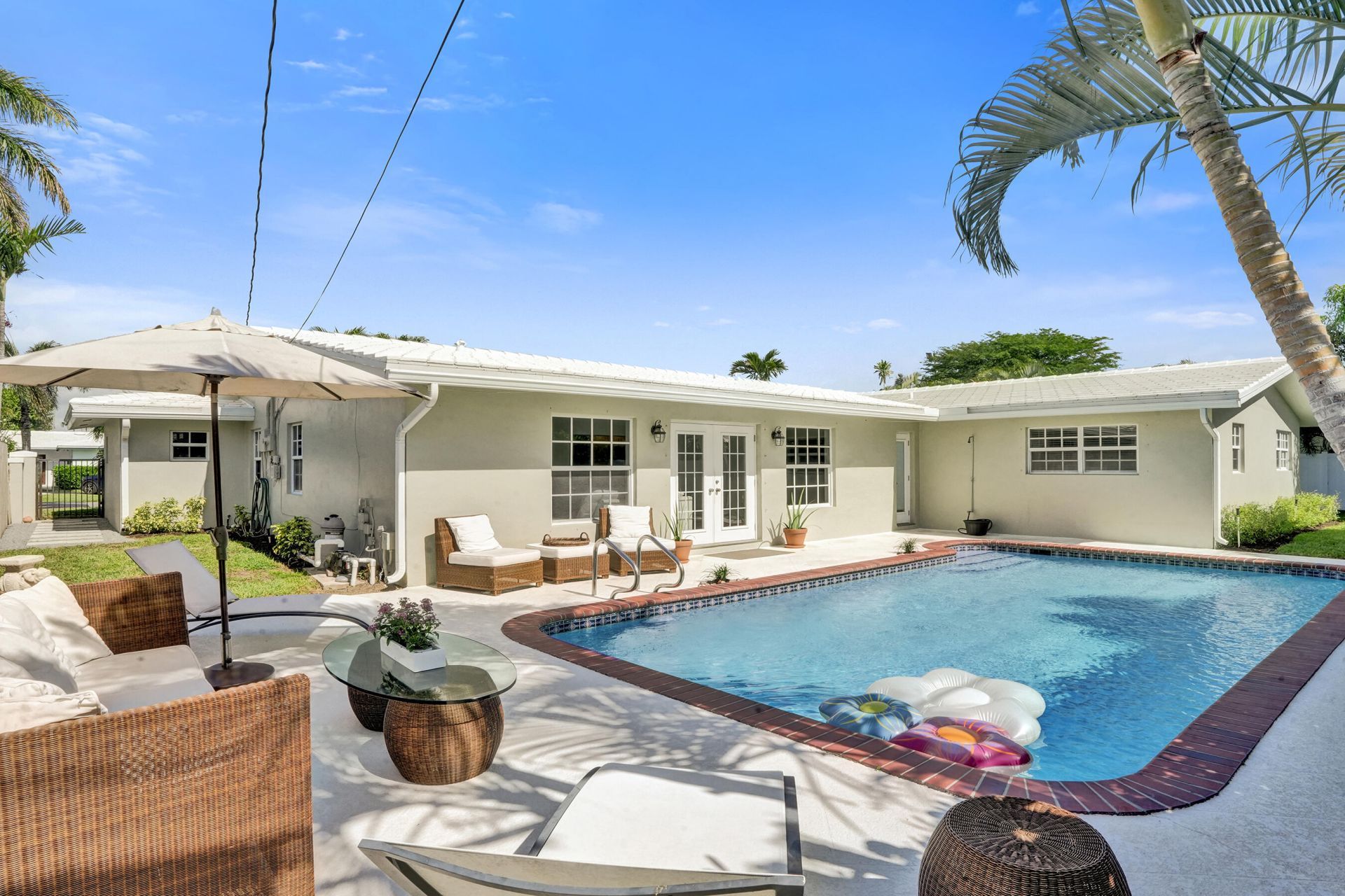 4240 NE 28th Avenue, Fort Lauderdale, FL 33308 Photo