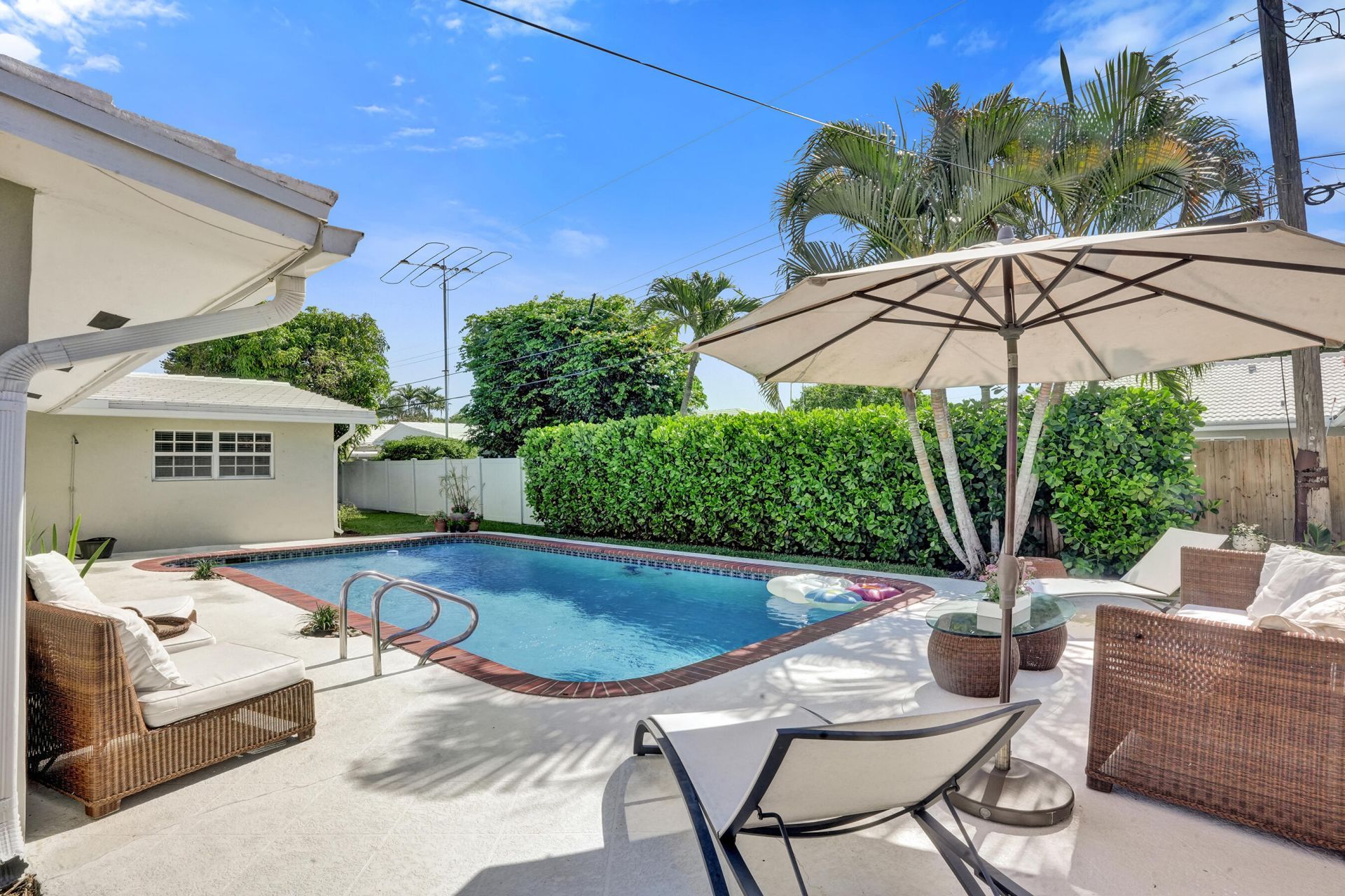 4240 NE 28th Avenue, Fort Lauderdale, FL 33308 Photo