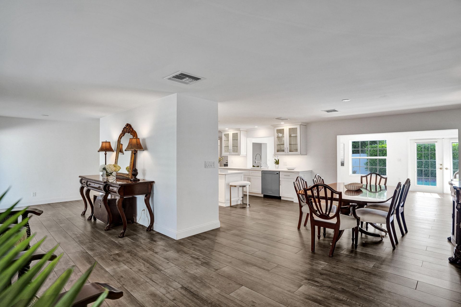 4240 NE 28th Avenue, Fort Lauderdale, FL 33308 Photo