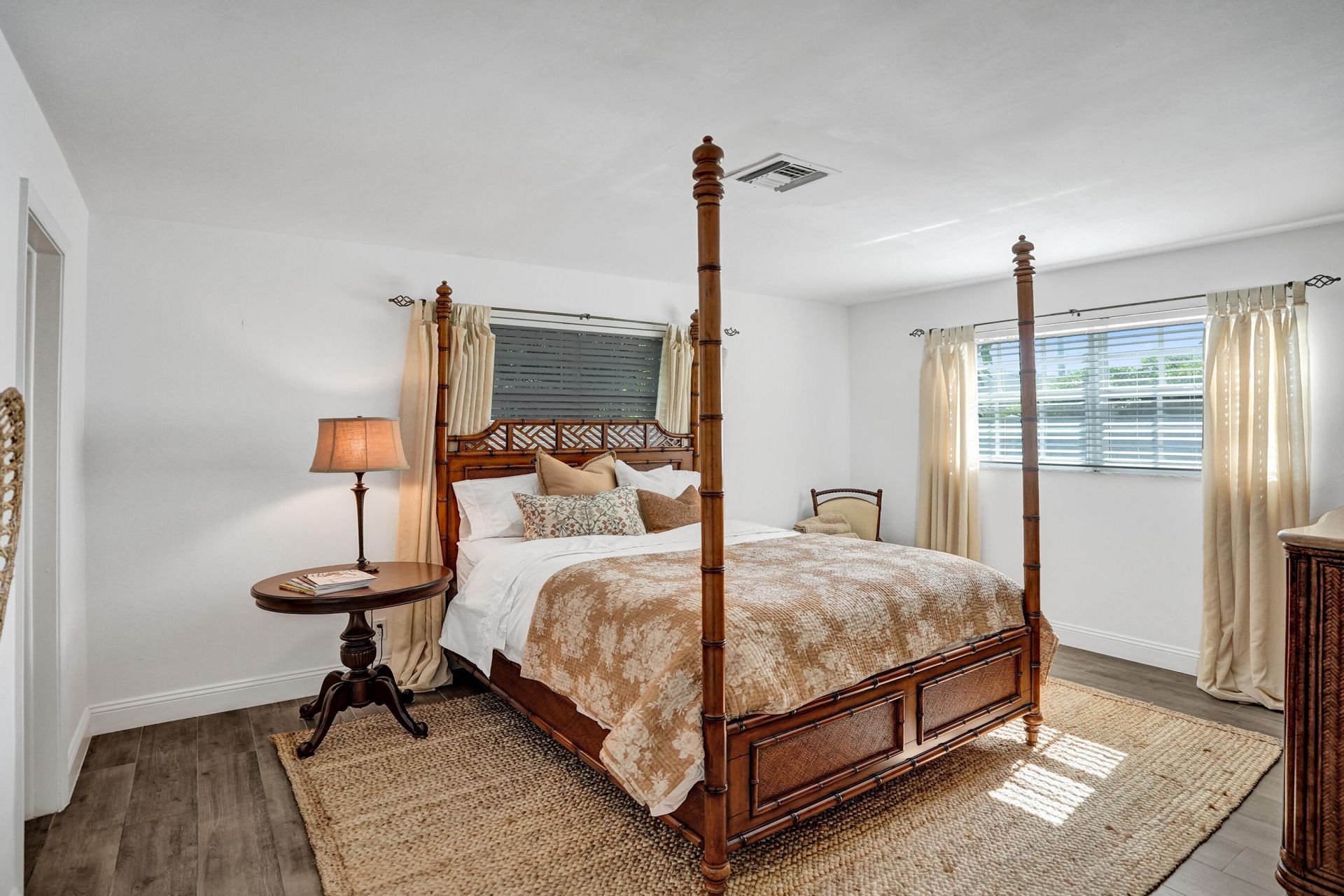 4240 NE 28th Avenue, Fort Lauderdale, FL 33308 Photo