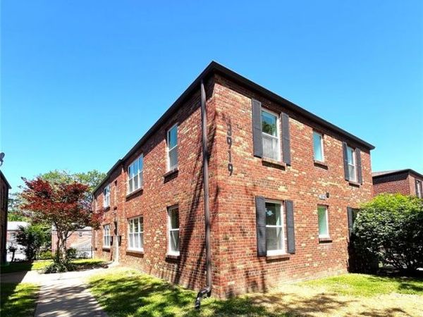 3911 Jamieson Avenue , St Louis, MO 63109