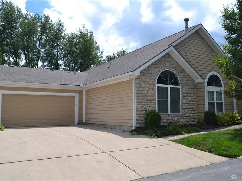 2647 Prestwick Village Circle Circle, Springfield, OH 45503 Photo 8