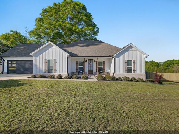 1731 Co Rd 200, Florence, AL 35633
