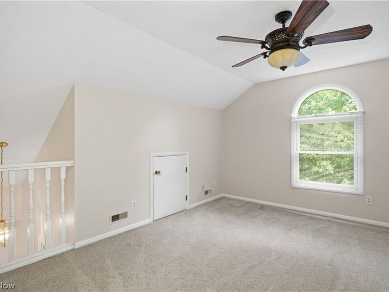 700 Hampton Circle, Unit 8, Aurora, OH 44202 Photo 22