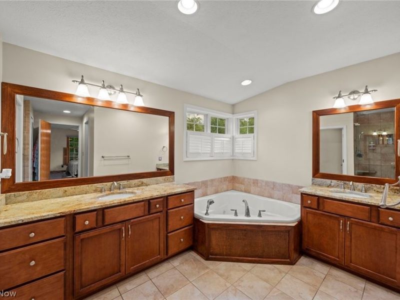 147 S Hayden Parkway, Hudson, OH 44236 Photo 23