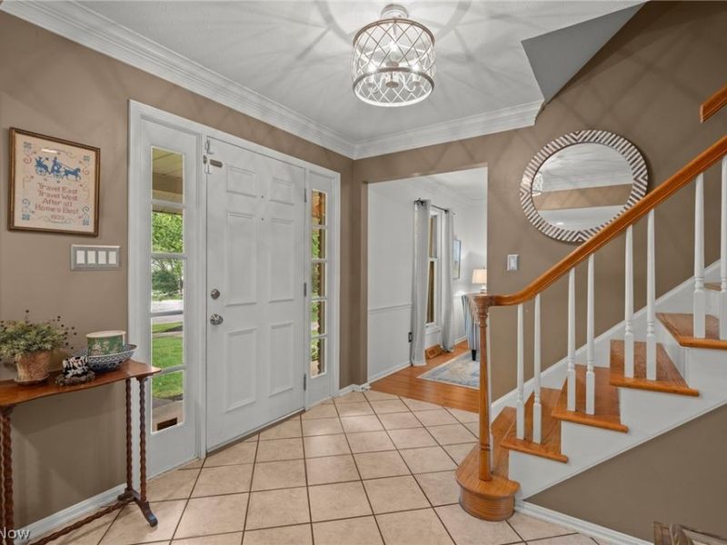 147 S Hayden Parkway, Hudson, OH 44236 Photo 3