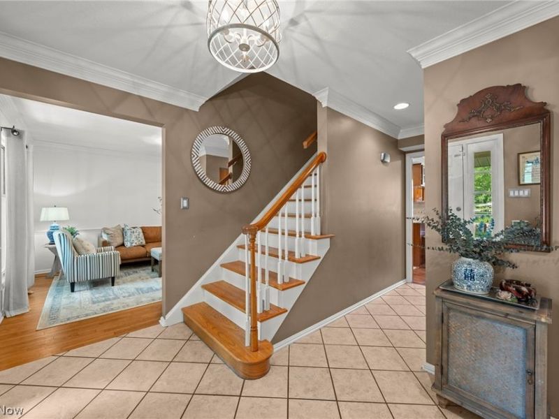 147 S Hayden Parkway, Hudson, OH 44236 Photo 4