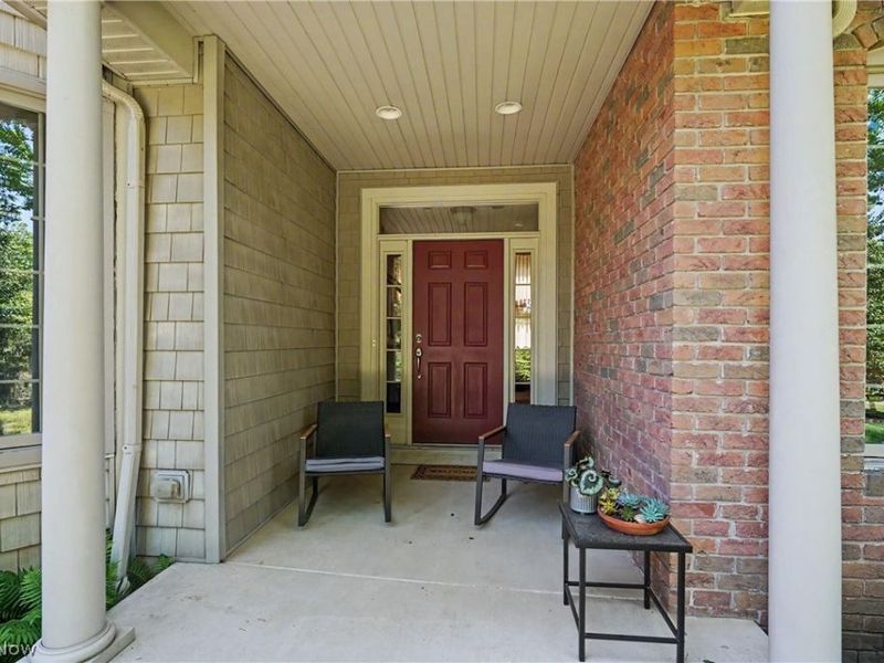 1250 Woodsview Drive, Akron, OH 44313 Photo 3