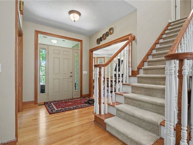 1250 Woodsview Drive, Akron, OH 44313 Photo 7
